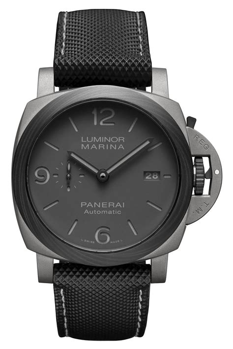 A Look At The Titanium Panerai Luminor Marina .